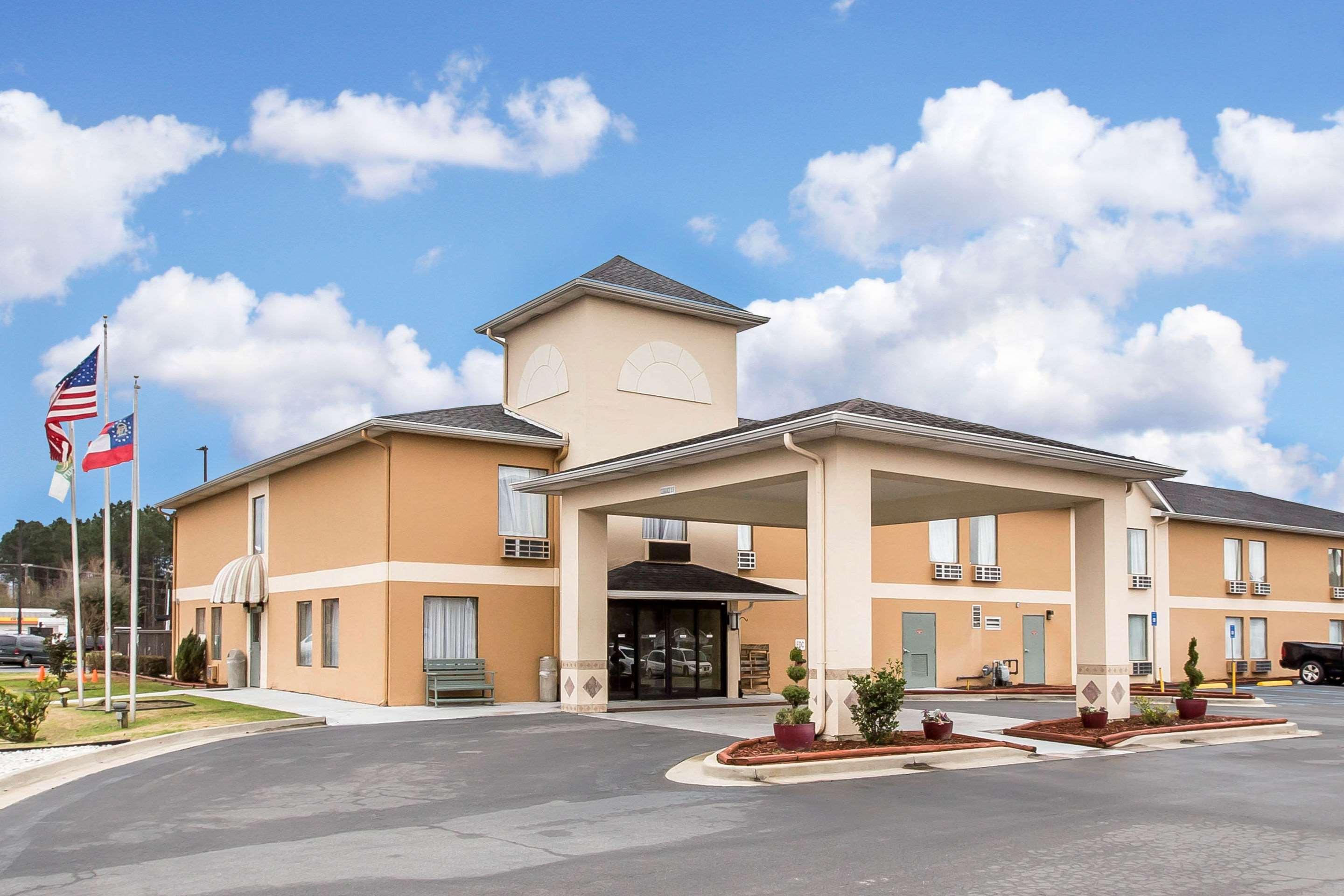 Quality Inn Fitzgerald Εξωτερικό φωτογραφία