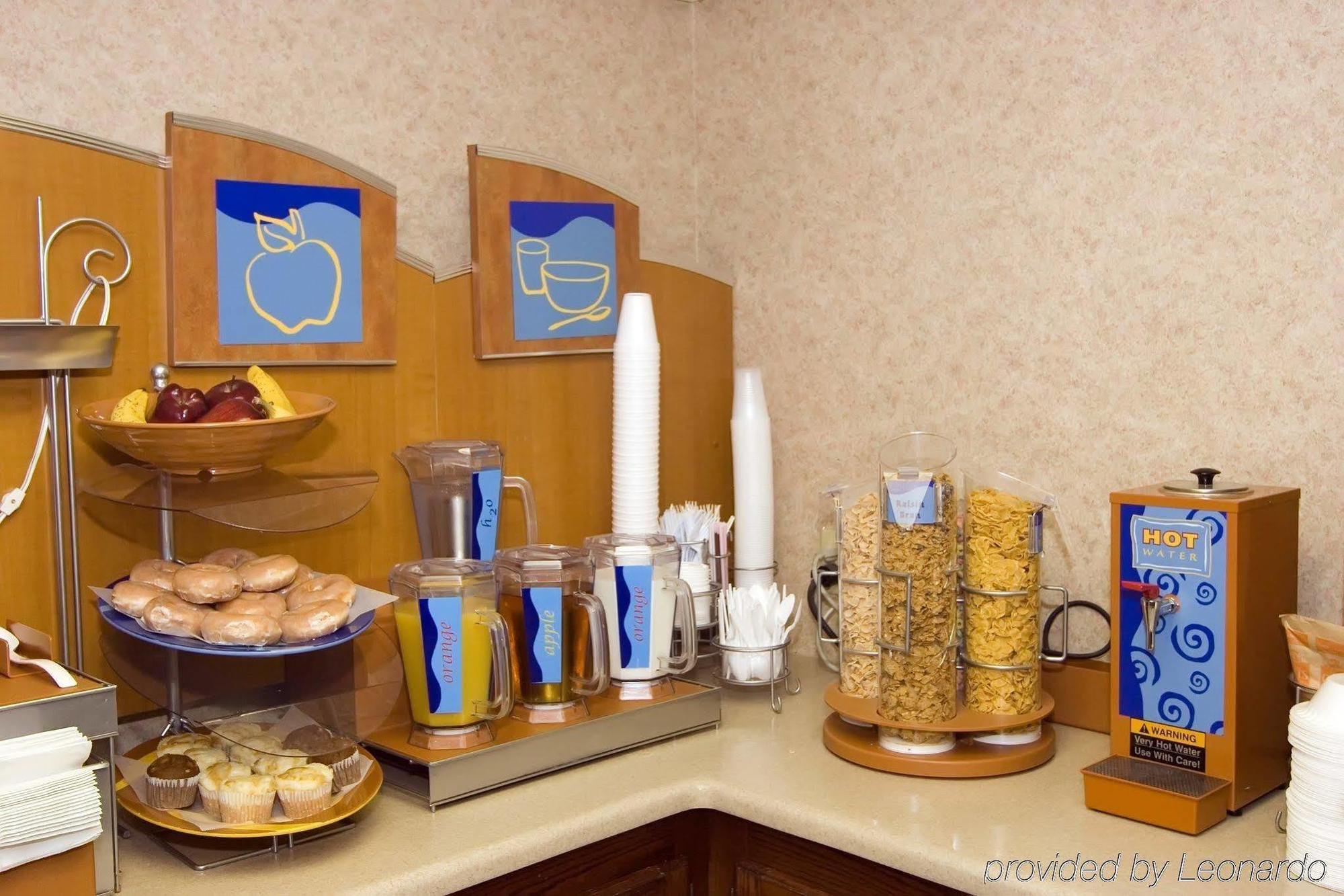 Quality Inn Fitzgerald Εξωτερικό φωτογραφία